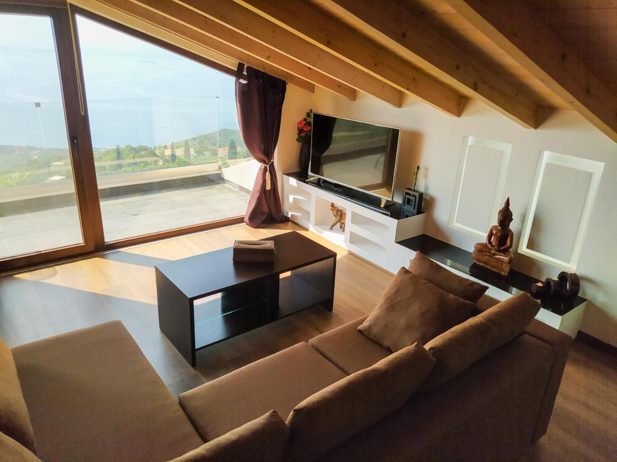 Blue Sky Loft By Corfuescapes Apartamento Spartylas Exterior foto